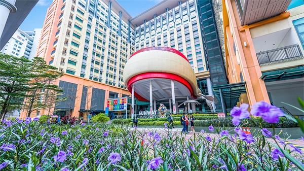 马来西亚双威大学：注重学生的全人发展和人文关怀